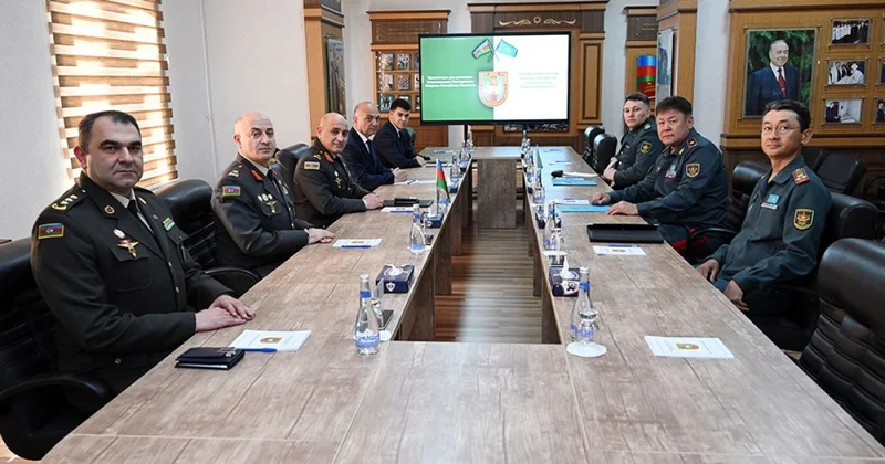 Qazaxıstan generalının rəhbərlik etdiyi nümayəndə heyəti Azərbaycana gəlib