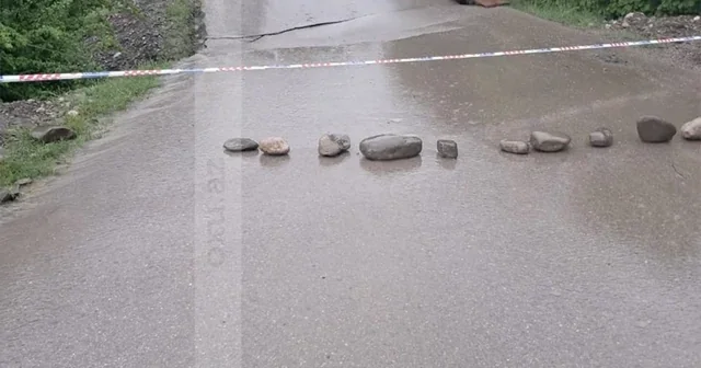 Qubada yol çökdü Üç kəndin rayon mərkəzi ilə əlaqədi kəsildi