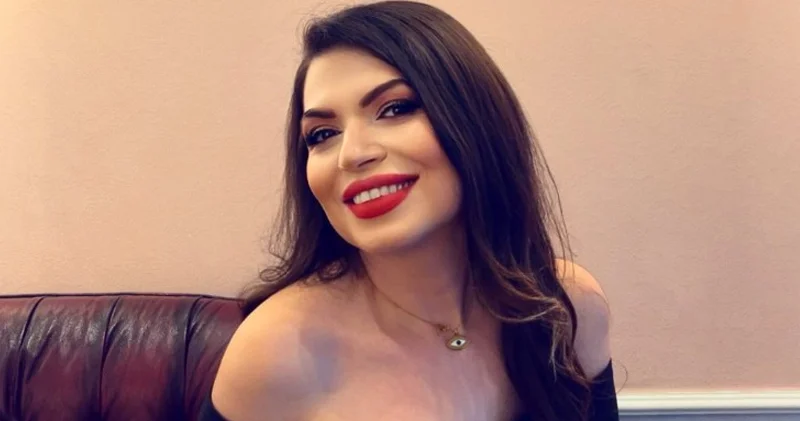 Zümrüd: Həyat yoldaşına yalvardım ki, məni boşa