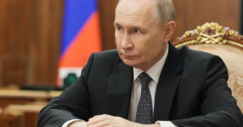 Путин потребовал больше ядерных ракет