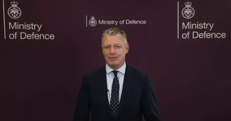 Британский министр: Путь к миру лежит через дипломатию