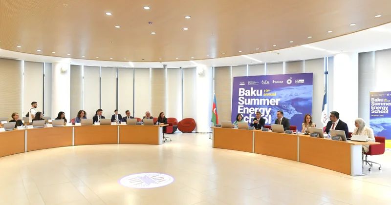 ADA Universitetində 19 cu Bakı Yay Enerji Məktəbinin açılış mərasimi keçirilib YENİLƏNİB VİDEO