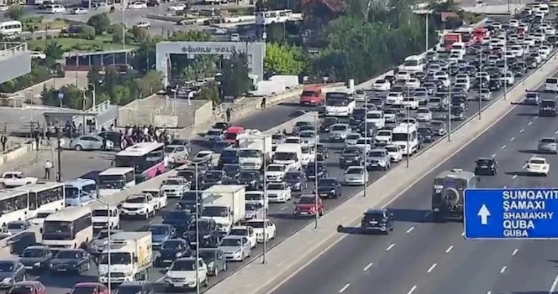 Bakının 4 yolunda tıxac var Sürücülərin nəzərinə!