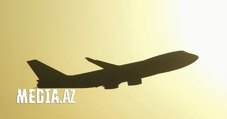 Рейс American Airlines совершил вынужденную посадку в Международном аэропорту Гейдар Алиев