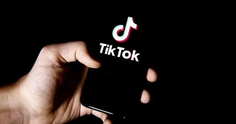 Tiktoker Rövşən Təhməzov ev dustaqlığına buraxıldı