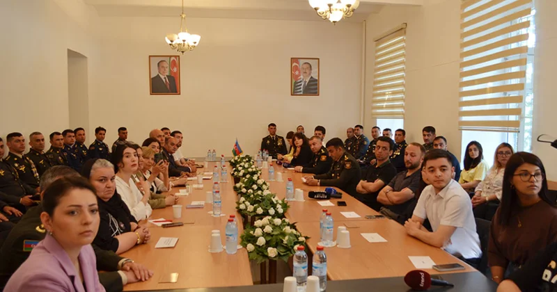 Media və QHT nümayəndələri Müdafiə Nazirliyində görülən işlərlə tanış olublar