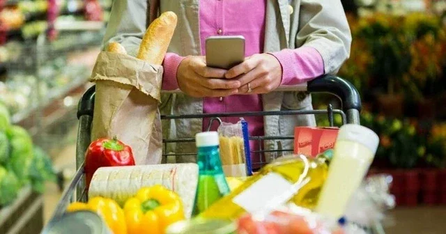 Госкомстат: Общие расходы населения достигли 81 млрд манатов