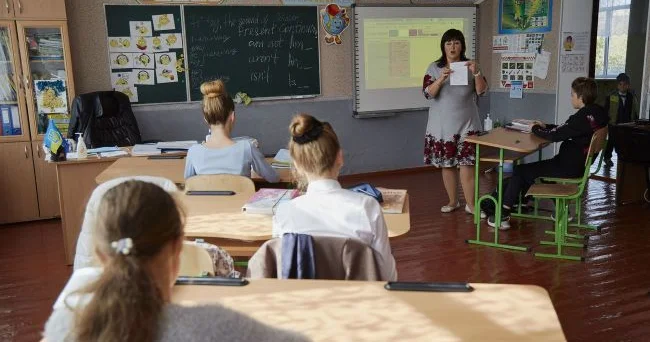 Rusiya rəsmi olaraq Ukrayna dilini məktəb proqramından çıxarıb