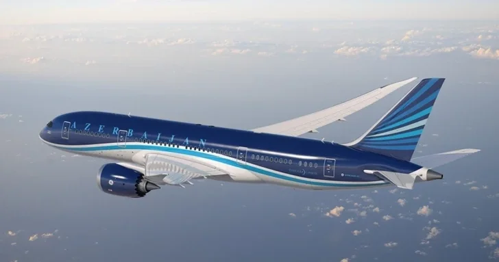 Рейс авиакомпании Azerbaijan Airlines следовавший по маршруту Баку Даммам возвращается
