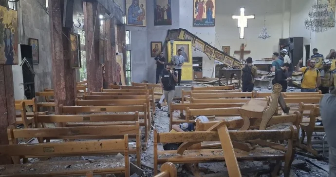 Kilsədə terror aktı törədildi 25 ölü