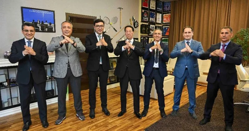 “Yaşayan Əfsanə” tituluna sahib Böyük Usta Samuel Kvoku ilə görüş