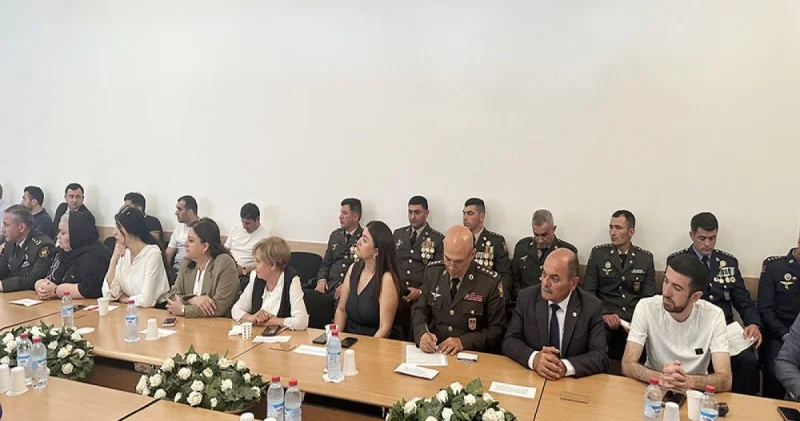 Müdafiə Nazirliyində media və QHT nümayəndələri ilə görüş keçirilib