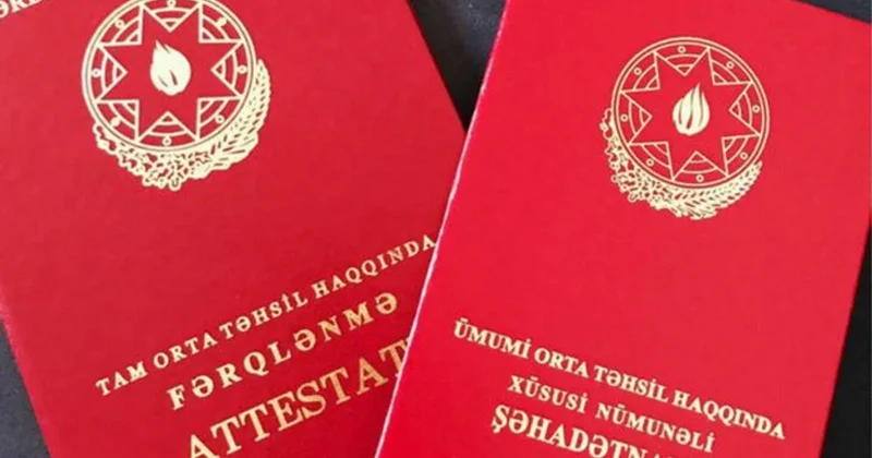 Более 2 тысяч бакинских выпускников получили аттестат с отличием
