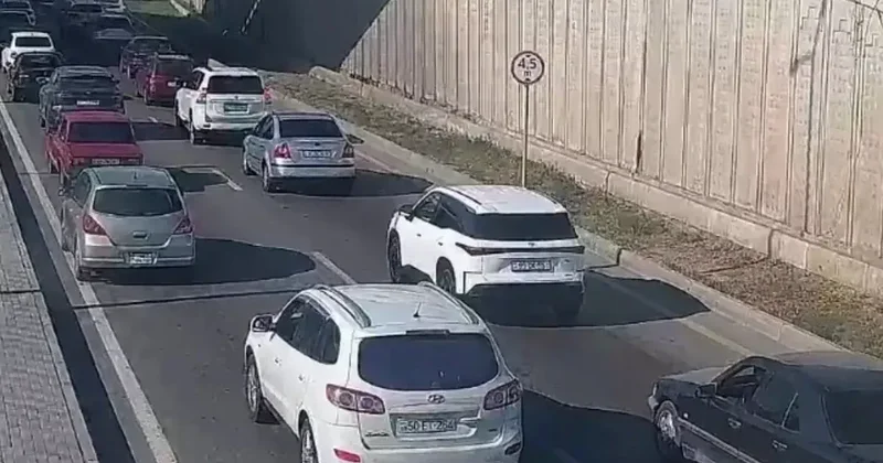 Заторы на бакинских дорогах