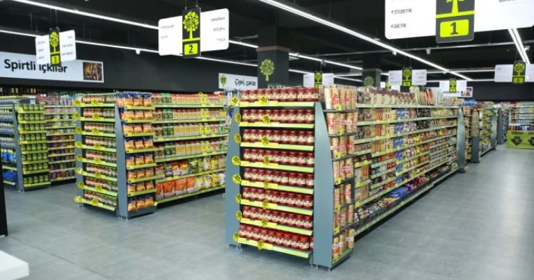 Bazarstore məhsulu üzərindəki qiymətdən baha satırmış