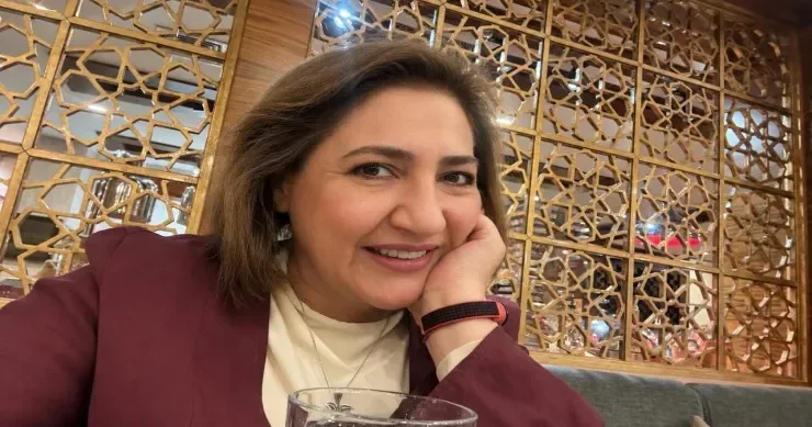 Sosial şəbəkədə qazanılan populyarlıq bir günlük, itən hörmət ömürlükdür