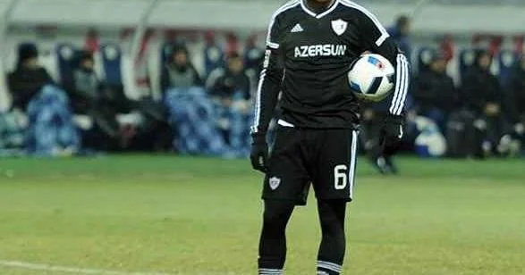 Dino Ndlovu yeni transferdən danışdı: “Düzgün seçim edib”