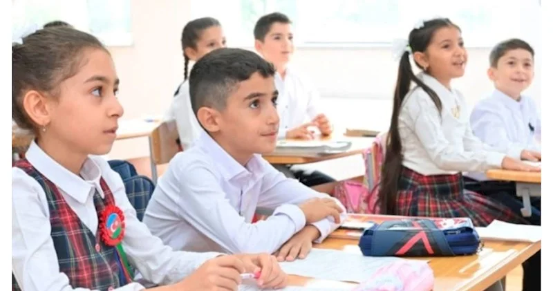 Tədris ilinin uzadılması müzakirə olunur: Yay tətili qısala bilərmi?