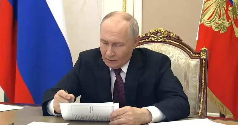 Путин: Россия готова к мирным переговорам с Украиной на базе стамбульских договоренностей