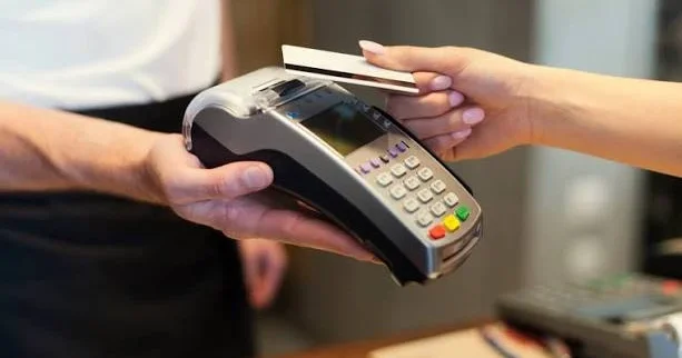 POS терминалы уходят в прошлое? Что происходит с безналичными платежами в Азербайджане