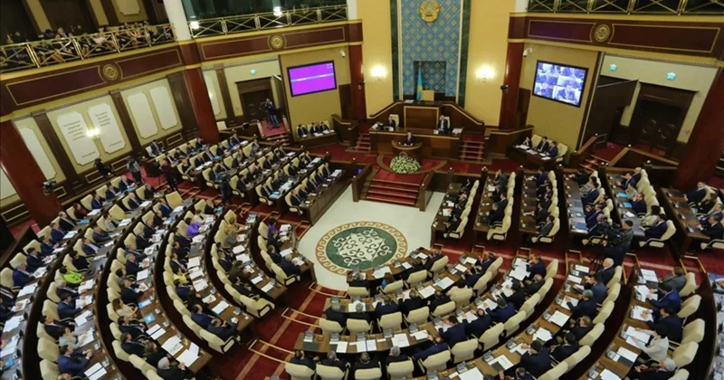 В Казахстане последнее совместное заседание двухпалатного парламента состоится 26 июня