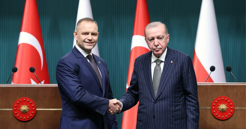 Ərdoğan: Polşa ilə ticarət həcmini 15 milyard dollara çatdırmağı hədəfləyirik