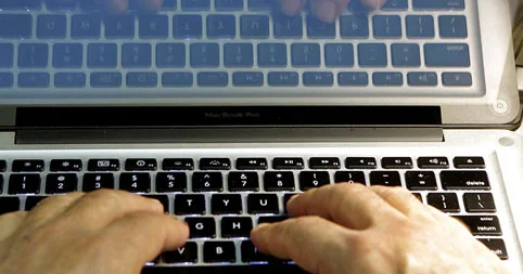 Azərbaycanda hansı hallarda saytlara giriş məhdudlaşdırıla bilər?