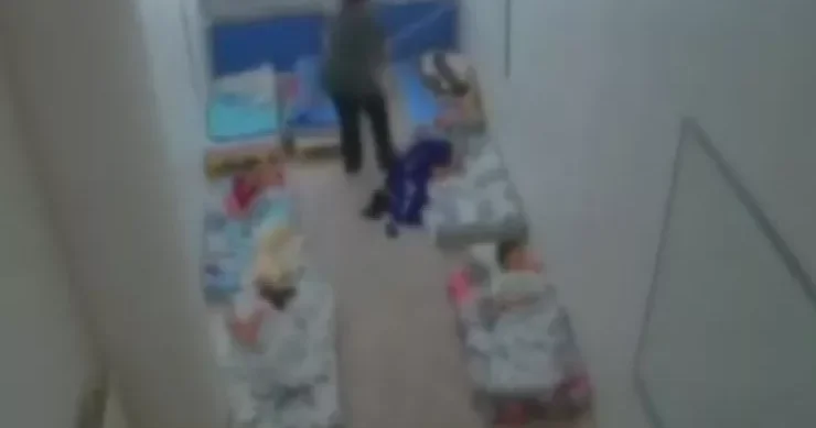 Türkiyədəki Azərbaycan məktəbində uşaqlara ŞİDDƏT: çubuqla döydü VİDEO
