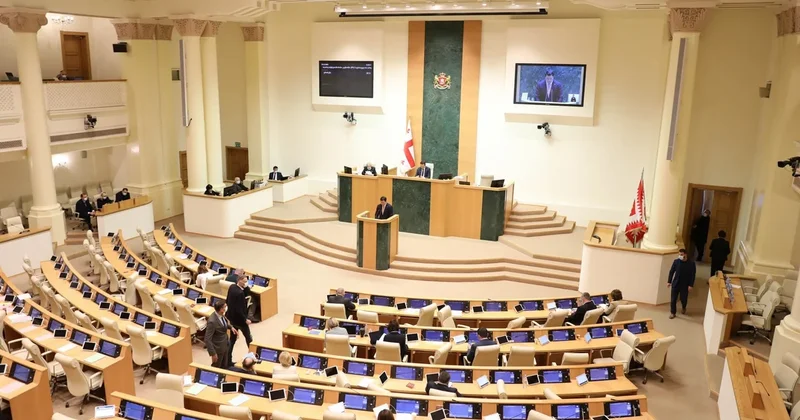 Gürcüstanda miqrasiya qaydaları sərtləşdirilir