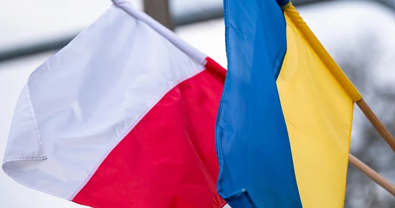 Ukrayna Polşa ilə münasibətlərini kəsə bilməz Bloomberg səbəbləri açıqladı