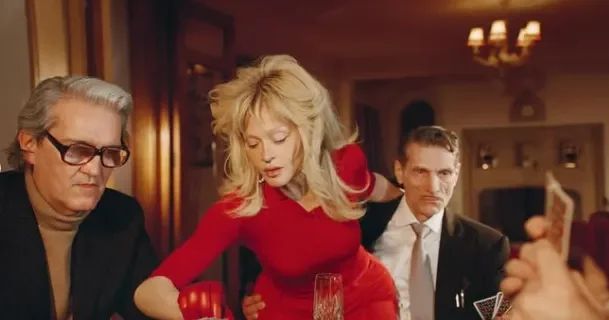 Madonna yoxsa Alla Puqaçova?