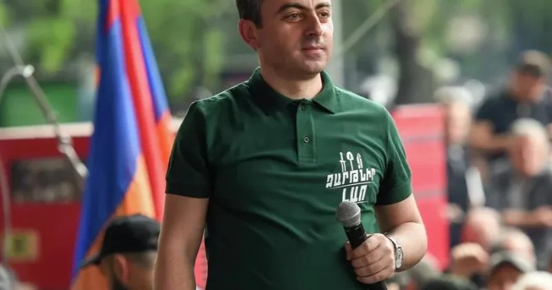 У Ишхана Сагателяна при обыске изъяли украшения и деньги Minval Politika