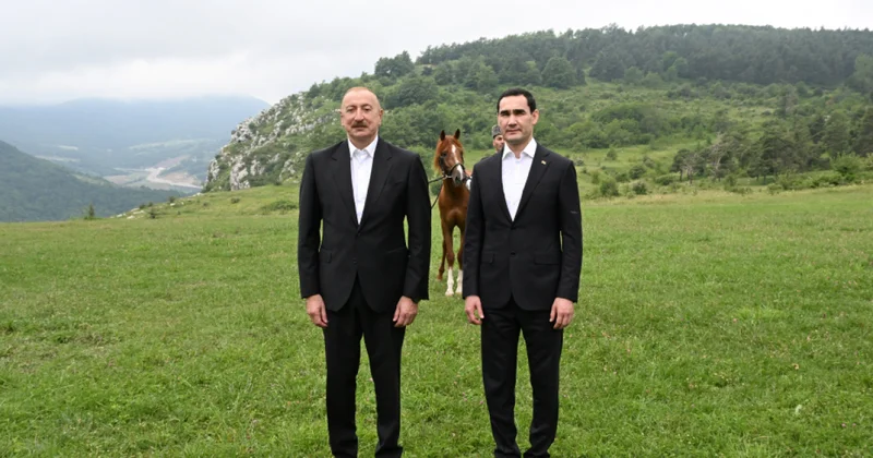 Карабахский скакун для президента Туркменистана фото