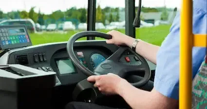 Yol bağlananda avtobuslar qaydanı poza bilərmi? AÇIQLAMA