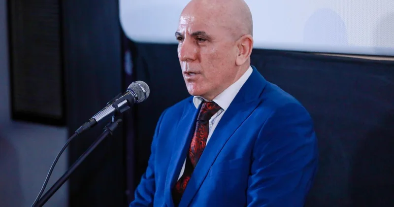 Dövlət qulluğu: məsuliyyət, peşəkarlıq və müasir idarəetmə modeli