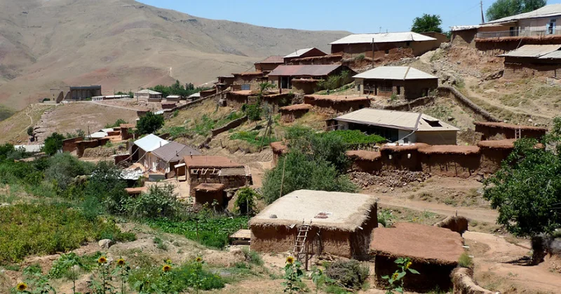 Özbəkistanın iki keçmiş kəndi rəsmi olaraq Qırğızıstanın tərkibinə verilib