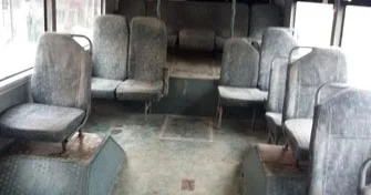 “Avtobusların oturacaqlarının parçası keçinin dizi kimi qotur bağlayıb”