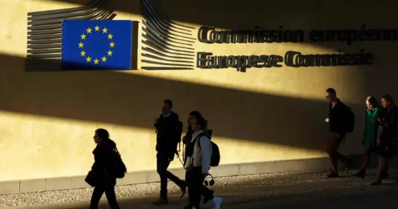 FT: ЕС готовит первые миграционные центры за пределами Европы