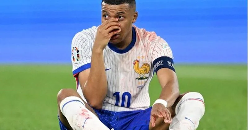 Mbappe və Holan hərəyə iki qul vurub komandalarına qələbə qazandırdılar Video