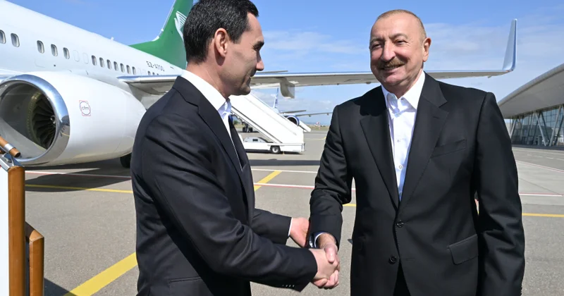 İlham Əliyev Türkmənistan Prezidentini Füzulidə belə qarşıladı FOTO