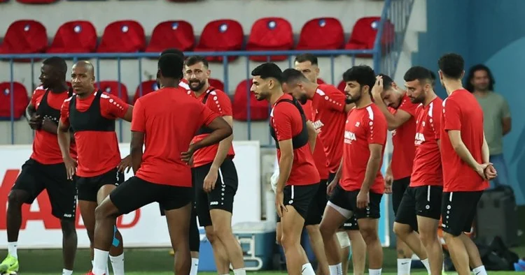 Araz Naxçıvan ın Aris lə matçöncəsi son məşqi FOTOLAR