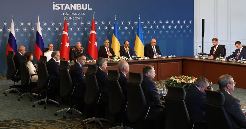 Ukrayna heyəti artıq Türkiyədədir Rusiya ilə danışıqların başlanmasına bir neçə saat qalıb