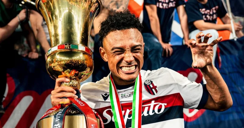 “Napoli” hücumçu transferinə hazırlaşır