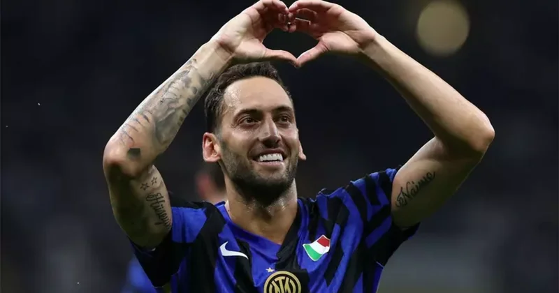 Hakan Çalhanoğlu İnter dəki gələcəyinə özü aydınlıq gətirdi