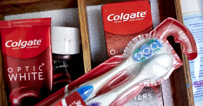 “Colgate” iki ölkədə qadağan edildi: Azərbaycanda vəziyyət necədir? RƏSMİ AÇIQLAMA