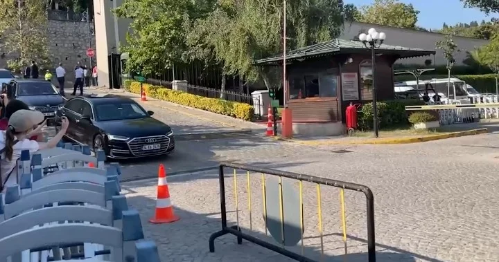 Türkiyə nümayəndələri Çırağan sarayında VİDEO