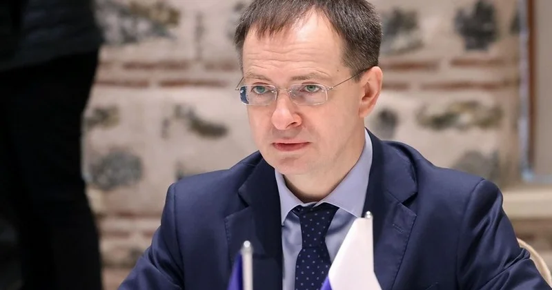 Мединский: РФ и Украина завершают обмен военнопленными по 250 человек с каждой стороны