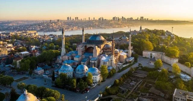 Ulu Ayasofya Məscidi 40 milyon ziyarətçi ilə rekord qırır
