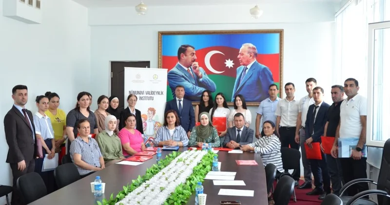 Erkən uşaqlıq dövründə inkişaf” mövzusunda dəyirmi masa keçirıldi FOTOLAR