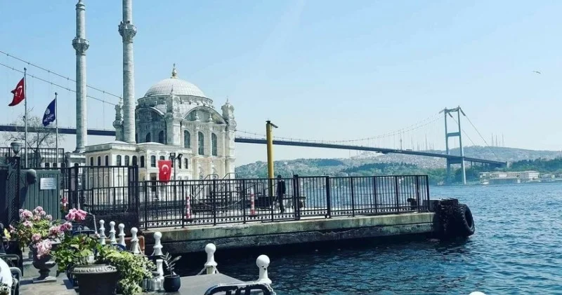 Putin və Zelenskinin mümkün görüşünü müzakirə etməyi planlaşdırır